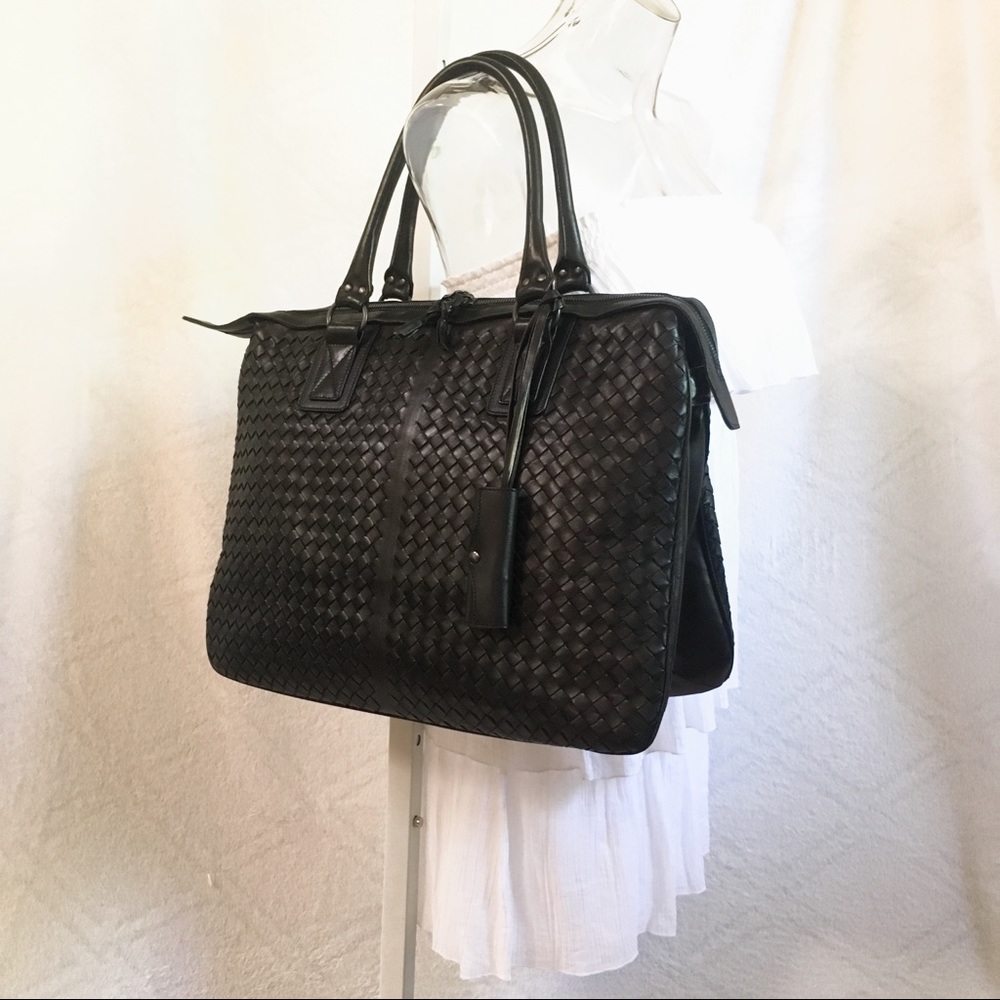 Bottega Veneta Nero Intrecciato Briefcase Satchel/ Handbag/ Shoulder Tote